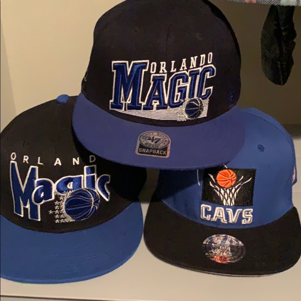Snap back hats- Orlando Magic/Cleveland Cavaliers